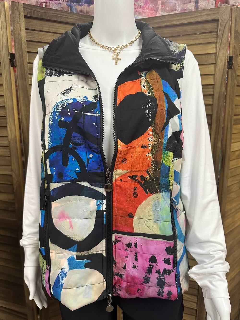 NEW SHANA APPAREL women's sarah vest in black multi
